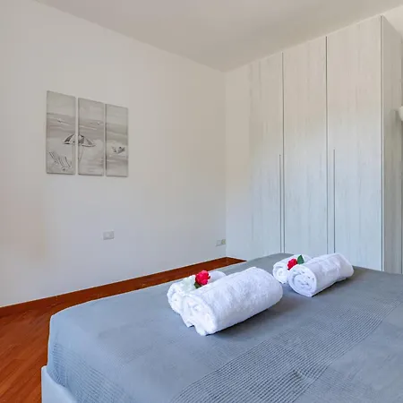 Апартаменты Brd 41 13- Ponte Vecchio Elegant Attic *