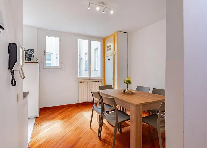 Brd 41 13- Ponte Vecchio Elegant Attic * Florence