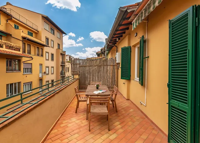 Brd 41 13- Ponte Vecchio Elegant Attic Daire