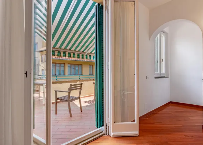 Lägenhet Brd 41 13- Ponte Vecchio Elegant Attic Florens